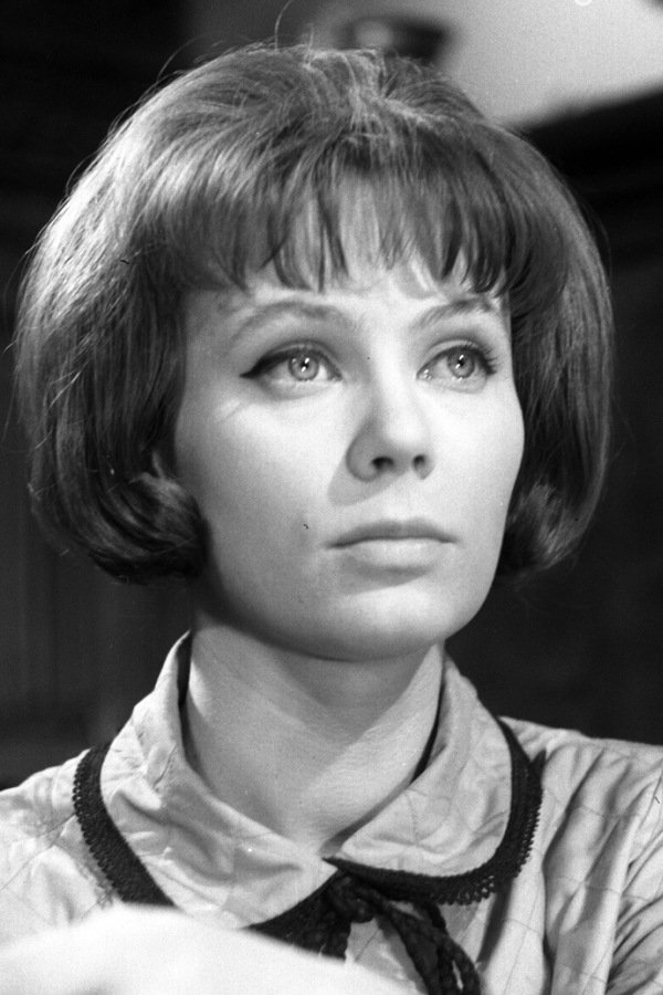 Alicja Wyszyńska backdrop