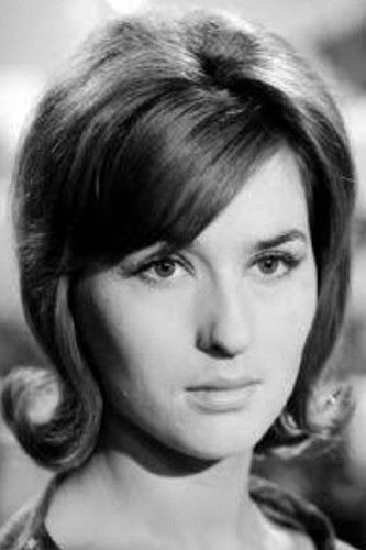 Maria Wachowiak backdrop