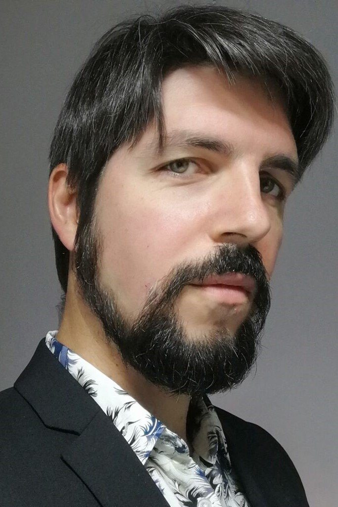 Ivan Silvestrini backdrop