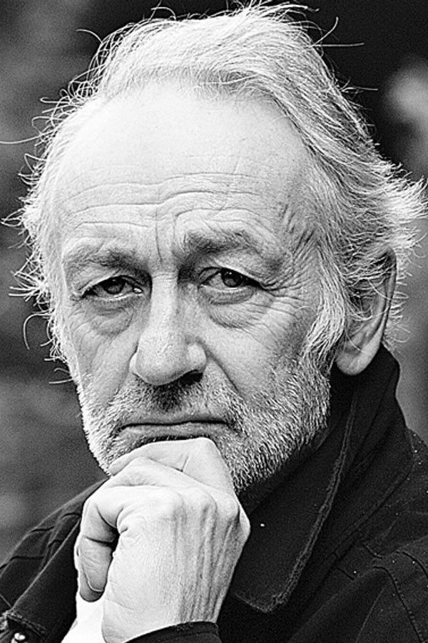 Przemysław Gintrowski backdrop