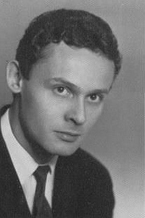 Andrzej Antkowiak backdrop