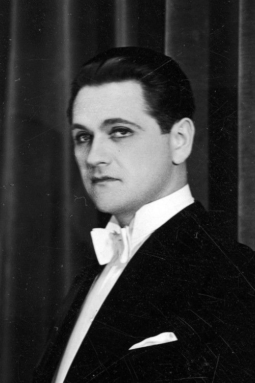 Eugeniusz Bodo backdrop