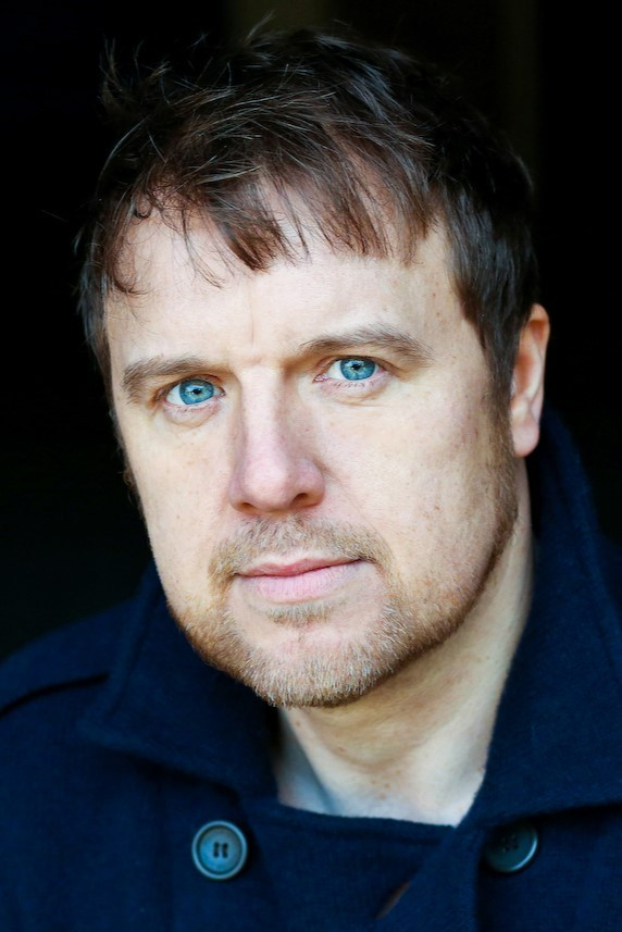 Russell Shaw backdrop