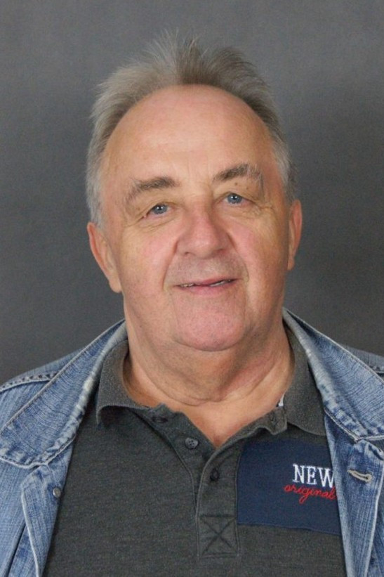 Ryszard Chlebuś backdrop