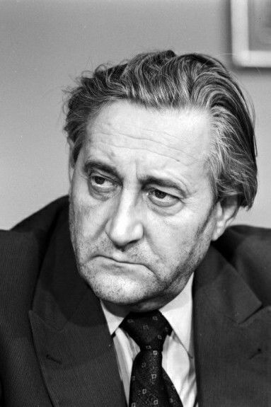 Zygmunt Malawski backdrop