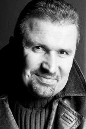 Julian Mere backdrop