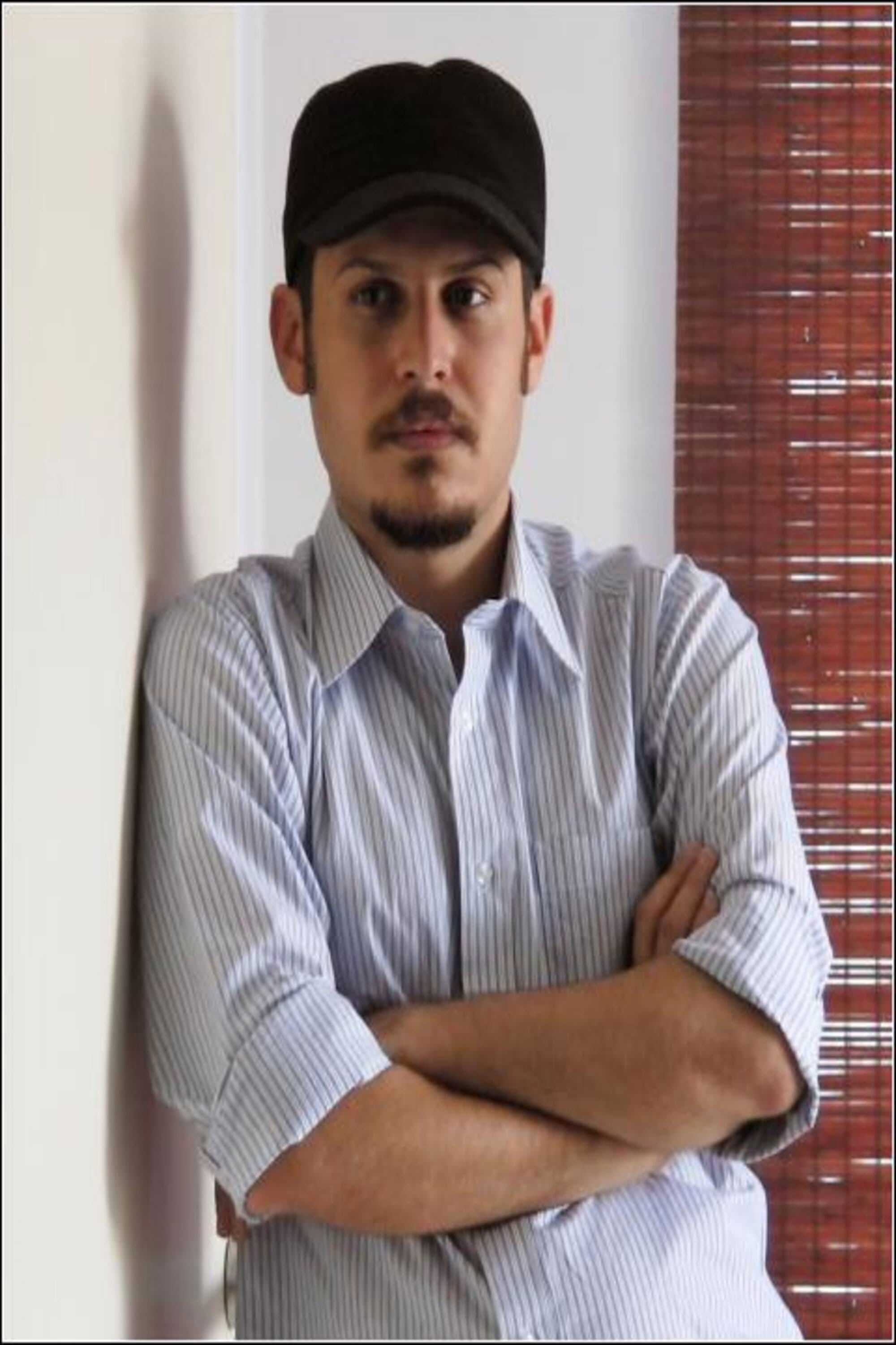 Vahid Vakilifar backdrop