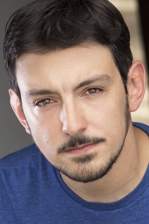 Dennis Ruel backdrop