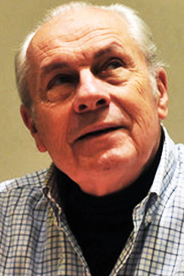 Edgardo Mesa backdrop