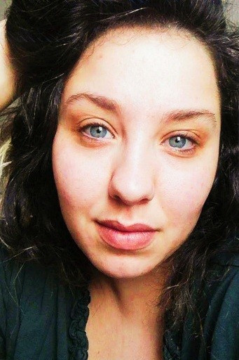 Rossa Caputo backdrop