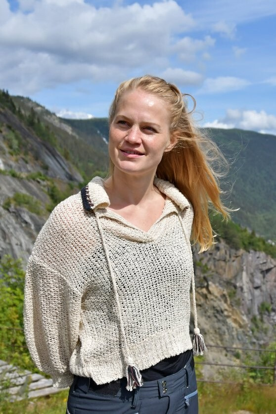 Ingebjørg Buen backdrop