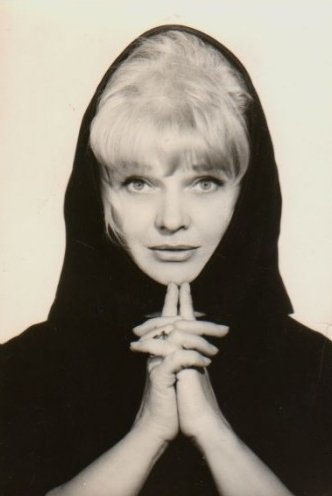 Lucyna Winnicka backdrop