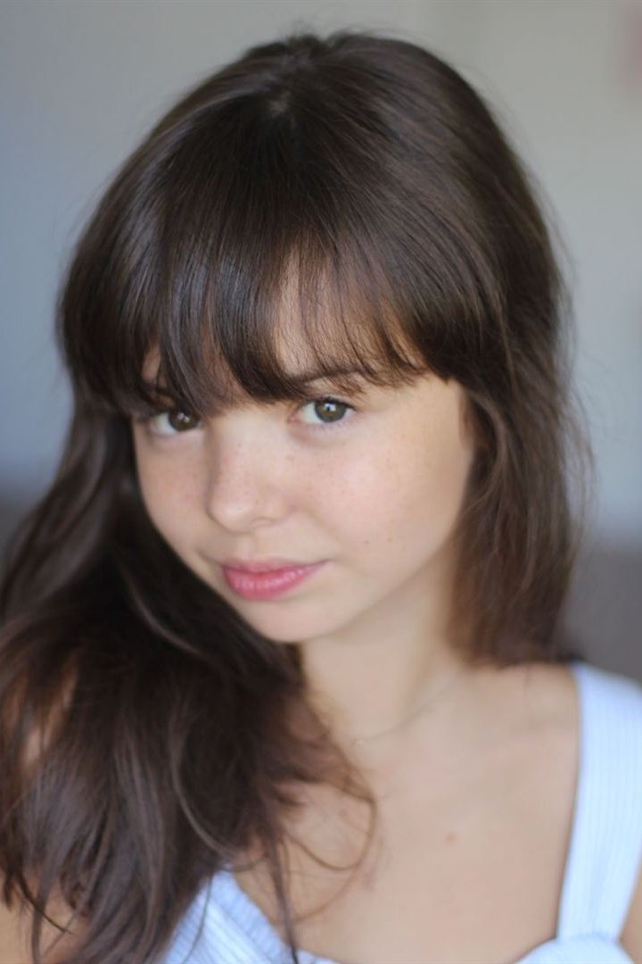 Jaïa Caltagirone backdrop