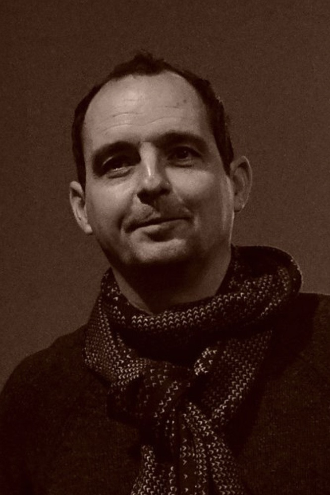 Sylvain Desclous backdrop