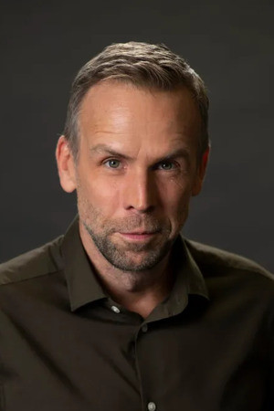 Johan Östling backdrop