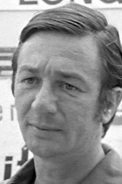 Rico López backdrop