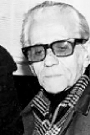 Napoleon Eleftheriou backdrop