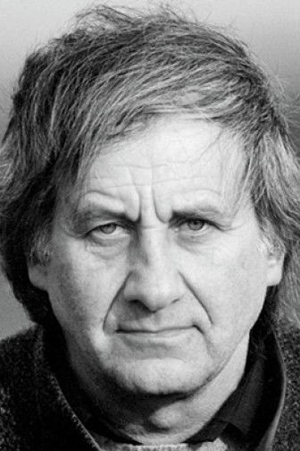 Edward Redliński backdrop