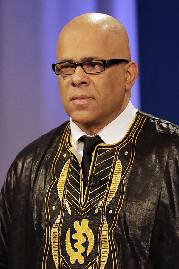 Tio Hardiman backdrop