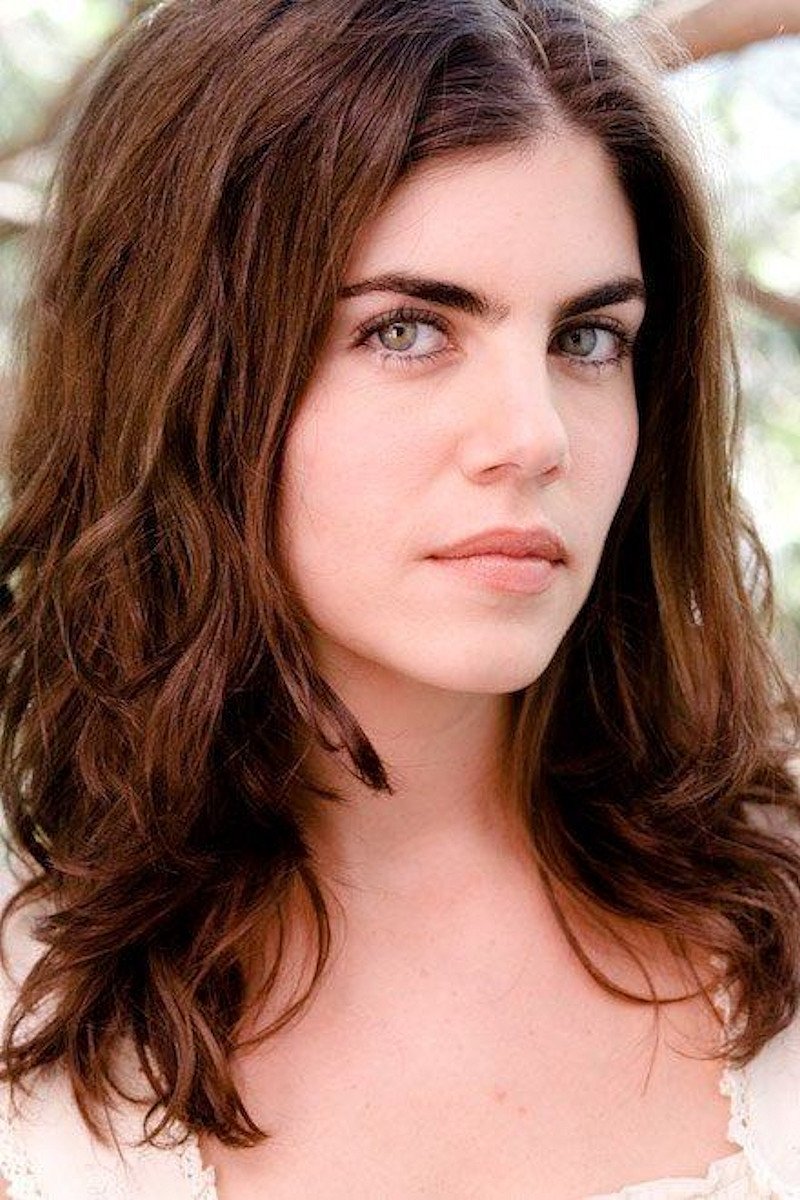 Lea Moreno Young backdrop