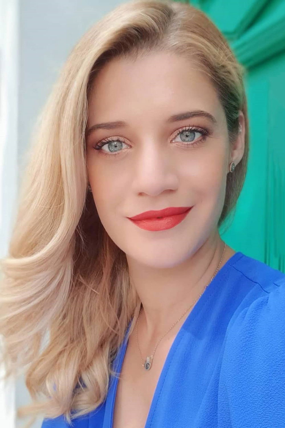 Jenny Theona backdrop