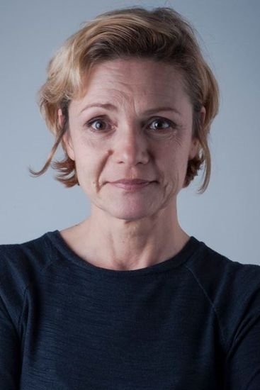 Aura Călărașu backdrop