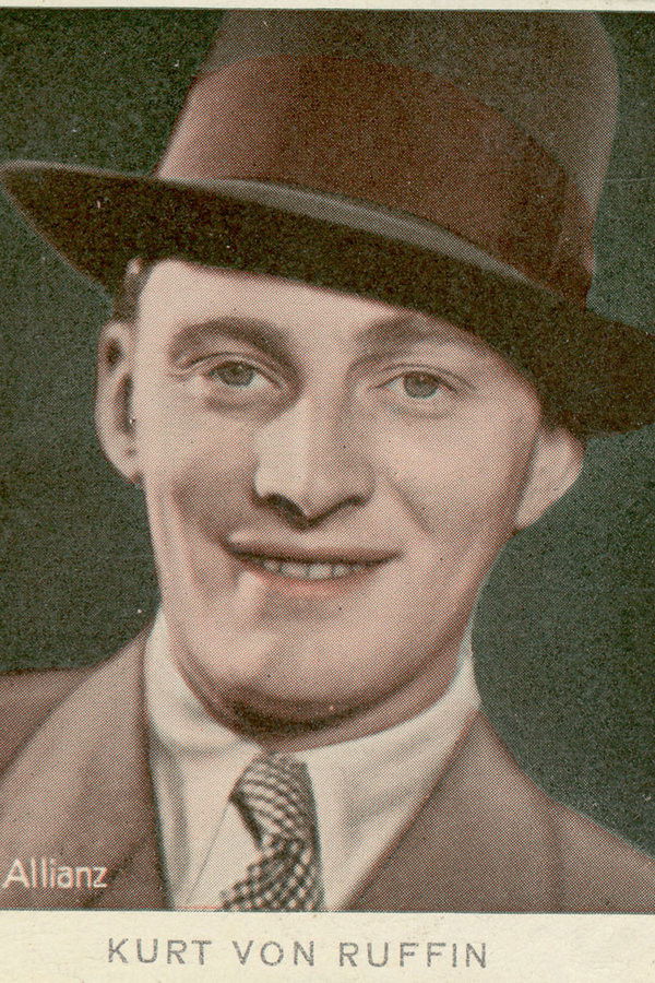 Kurt von Ruffin backdrop