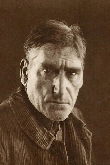 José Davert backdrop