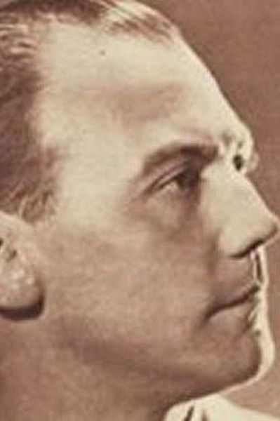 Albert Valentin backdrop