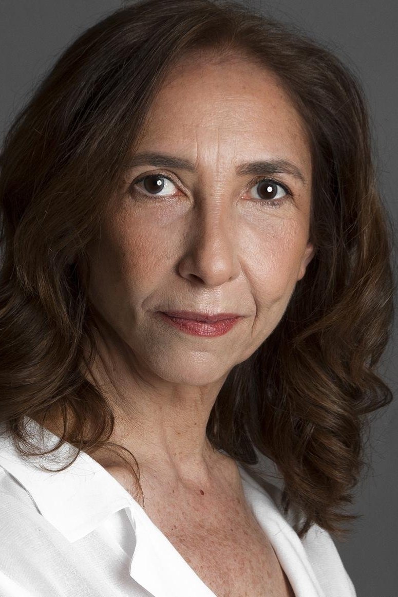 Elsa Galvão backdrop