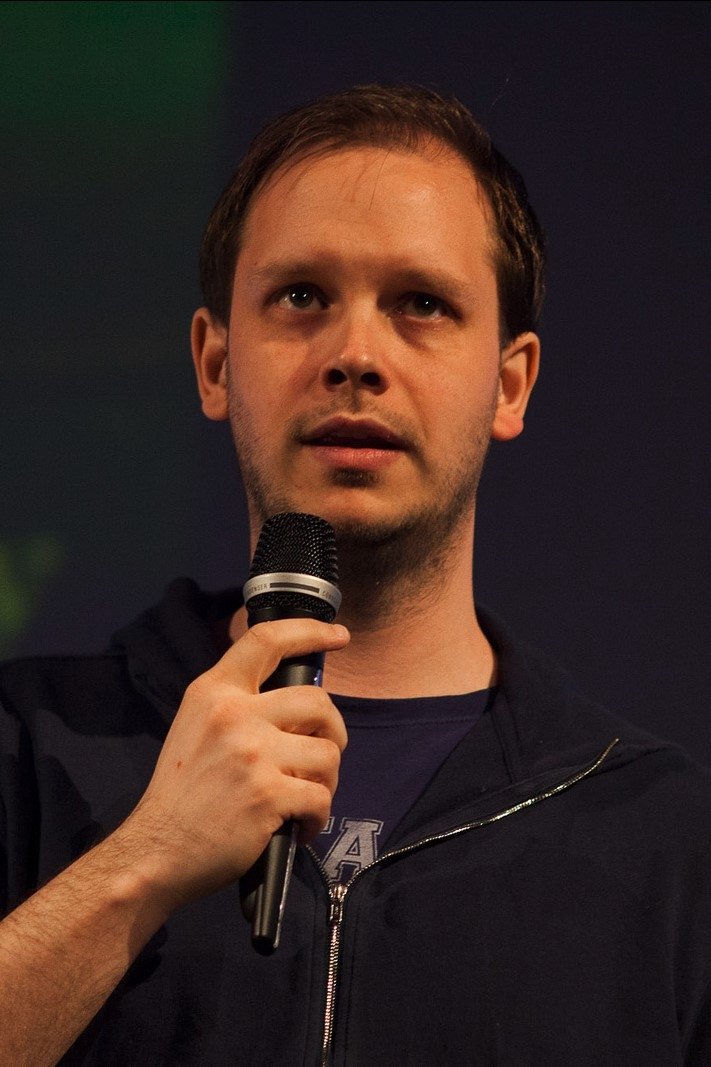 Peter Sunde backdrop
