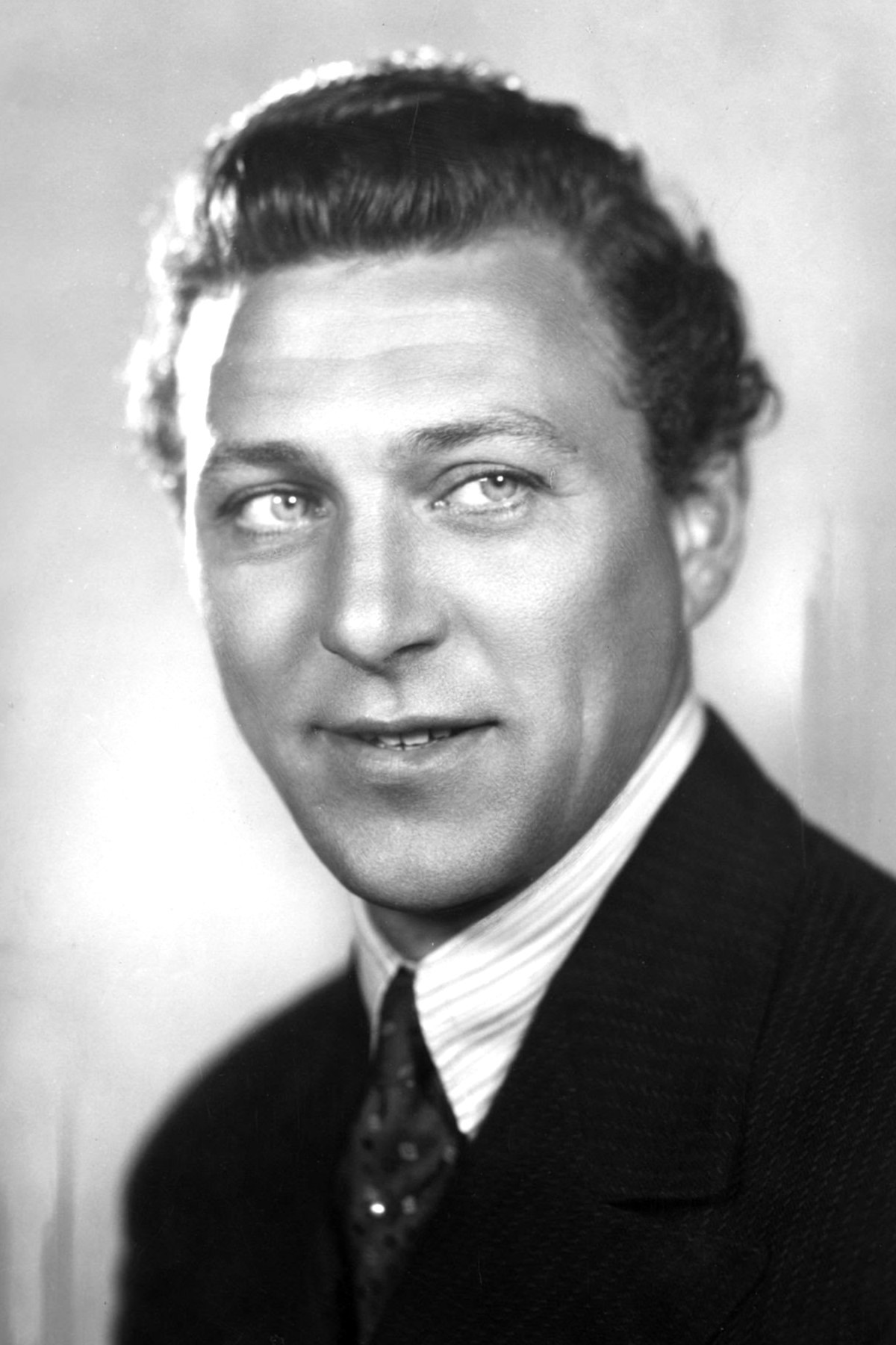 Carl Brisson backdrop