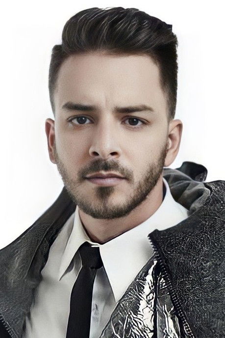 Junior Lima backdrop