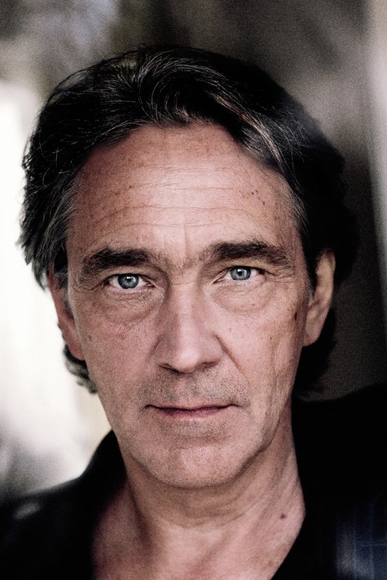 Stefan Hunstein backdrop