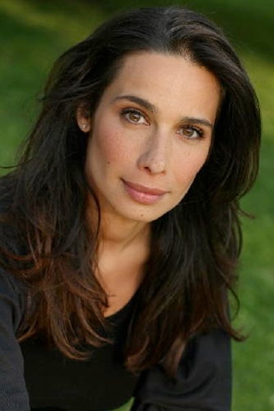 Marie Fugain backdrop