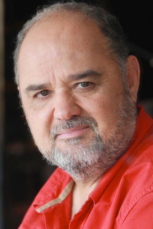 Guillaume Briat backdrop