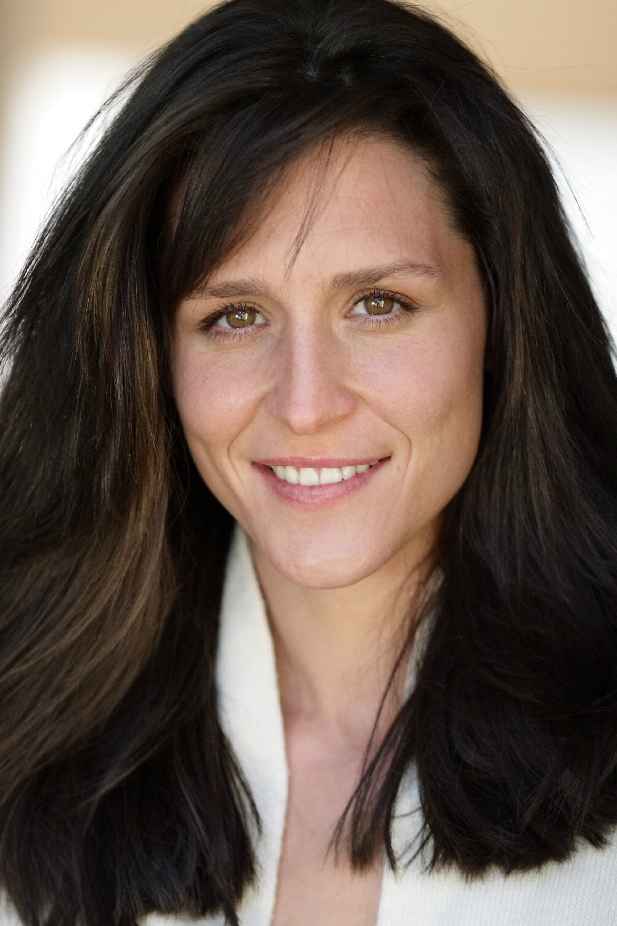 Geneviève Laroche backdrop