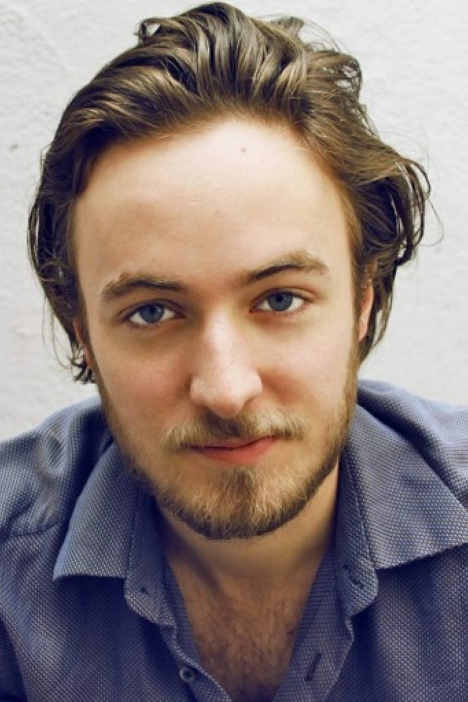 Cecil von Renner backdrop