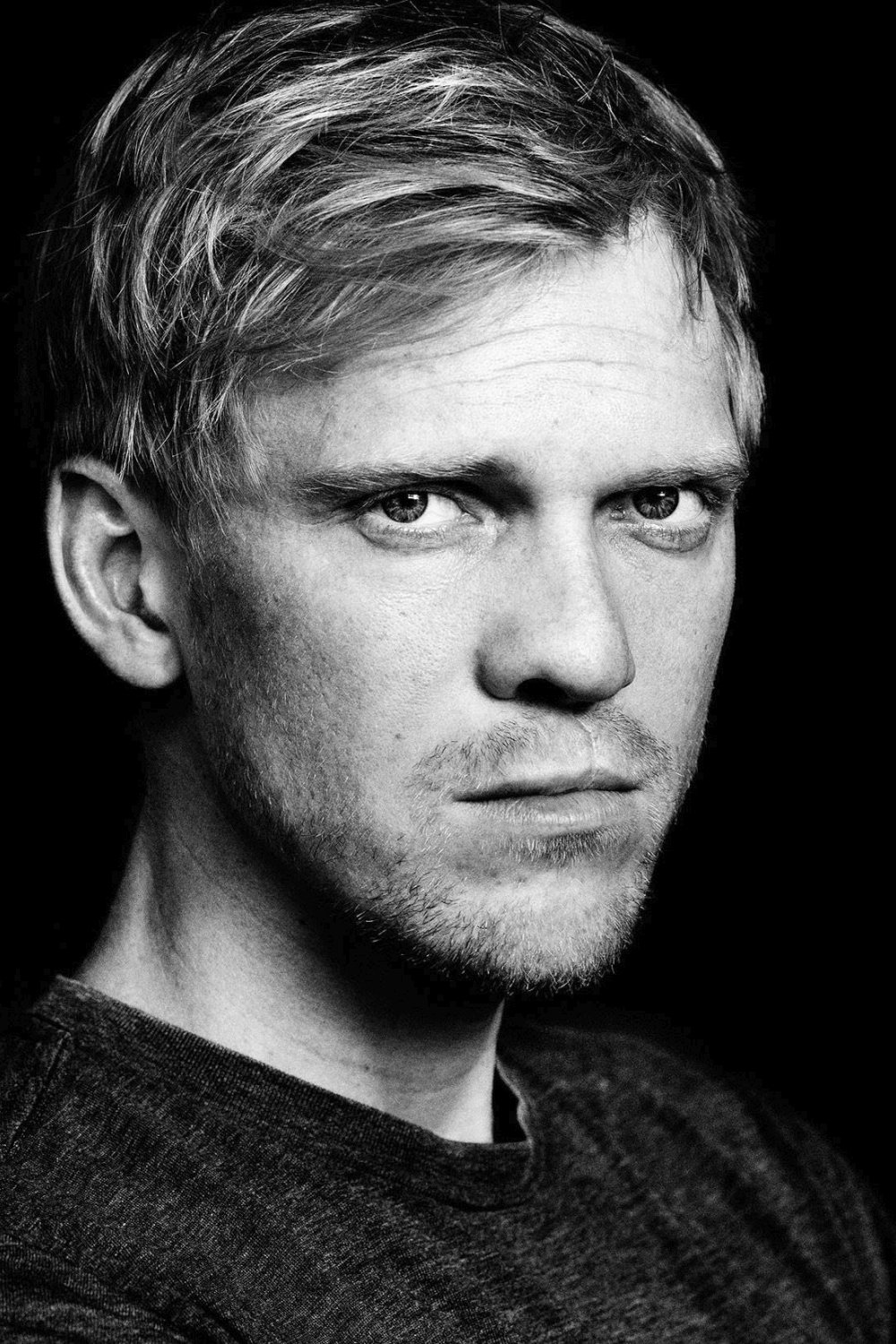 Pit Bukowski backdrop