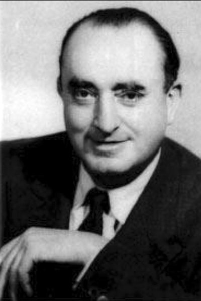 Henri Diamant-Berger backdrop