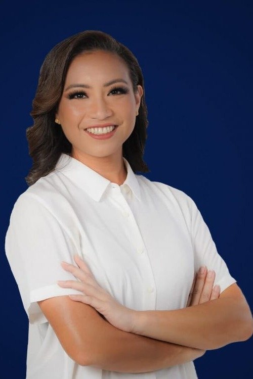 Rahayu Saraswati backdrop