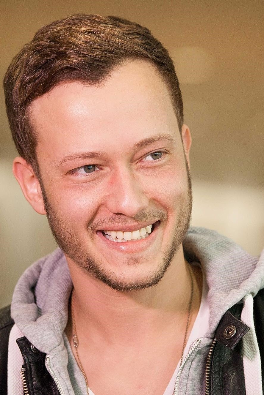 Yon Tumarkin backdrop