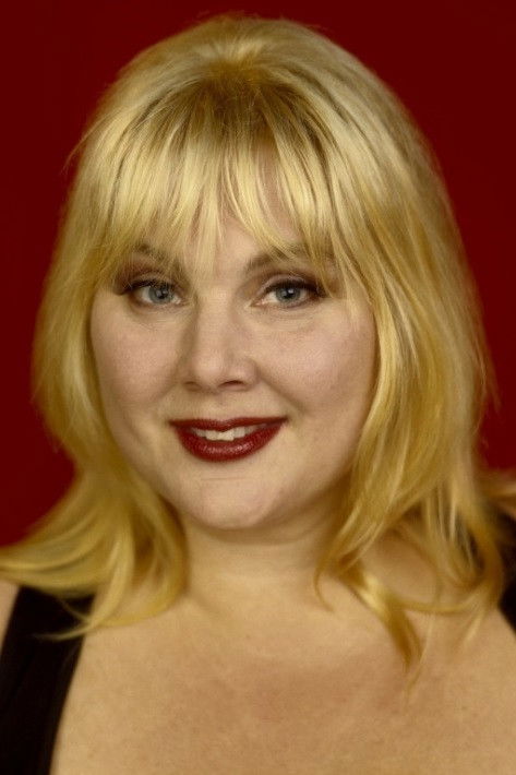 Maya van den Broecke backdrop