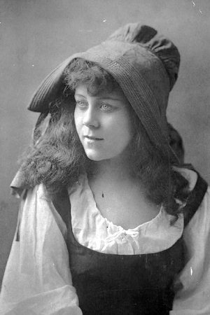 Loïe Fuller backdrop