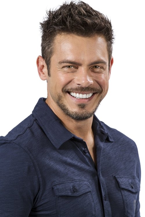 Luixhi Baricelli backdrop