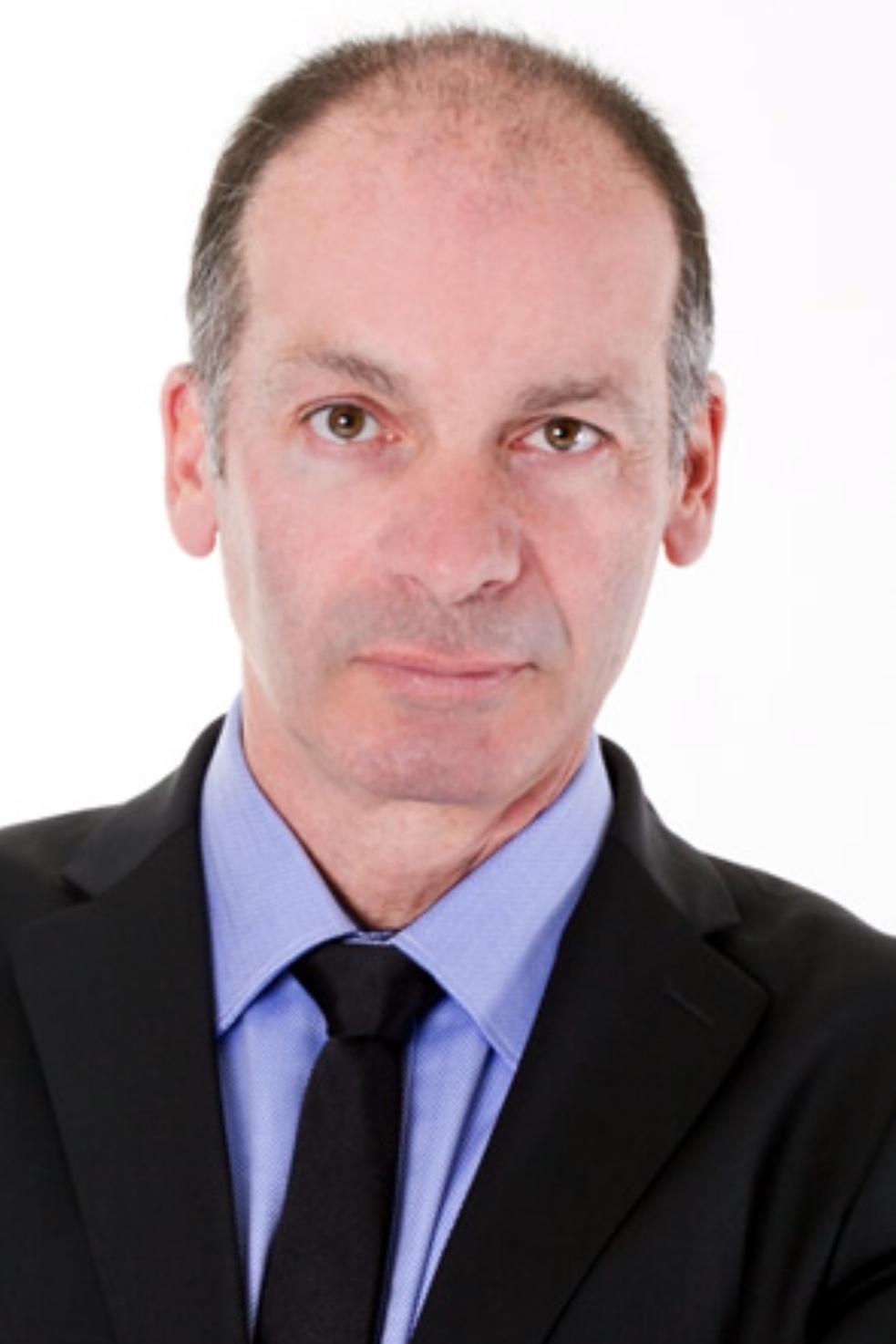 Augusto Portela: Augusto Portela backdrop