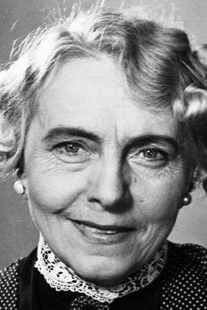 Agis Winding backdrop