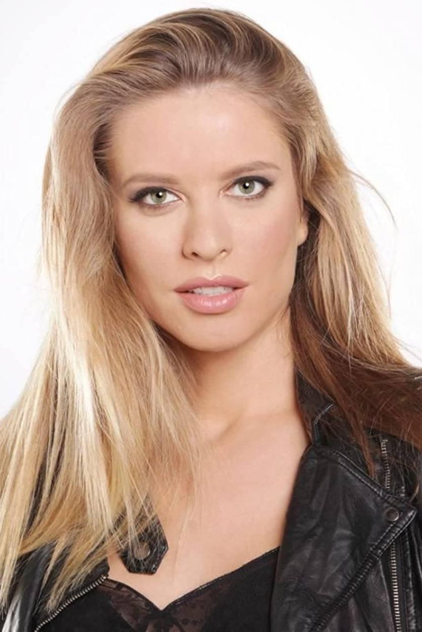 Biljana Mišić backdrop