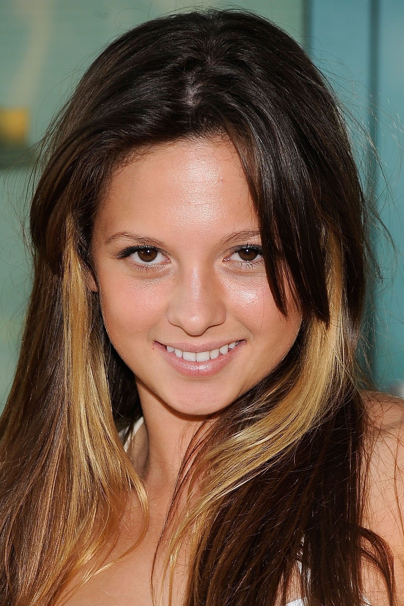 Mackenzie Rosman backdrop