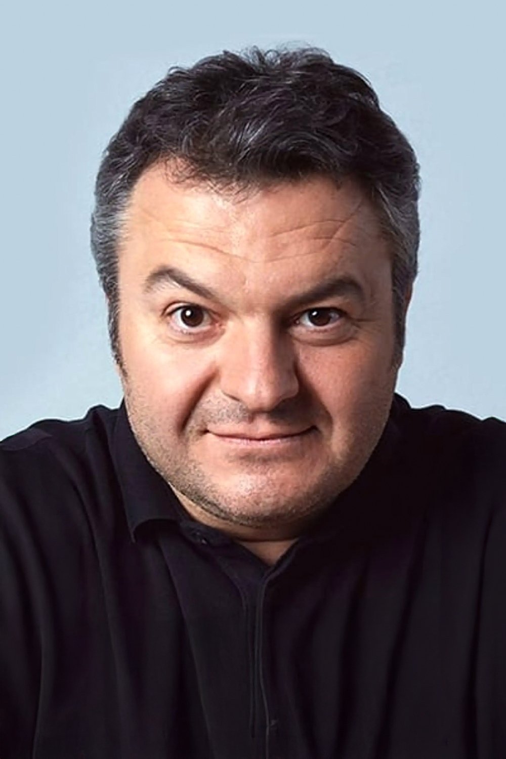 Çağlar Çorumlu backdrop